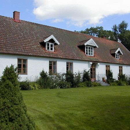 Bo I Remmarloev Bed & Breakfast อีเอสเลิฟ ภายนอก รูปภาพ